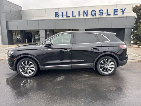 Used 2022 Lincoln Nautilus Reserve w/ Equipment Group 201A image 3