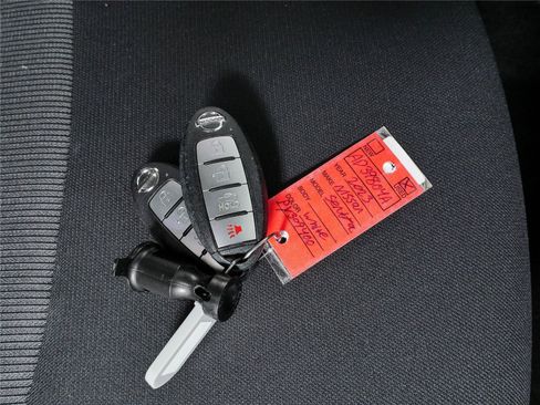 Used 2023 Nissan Sentra SV FWD image 23