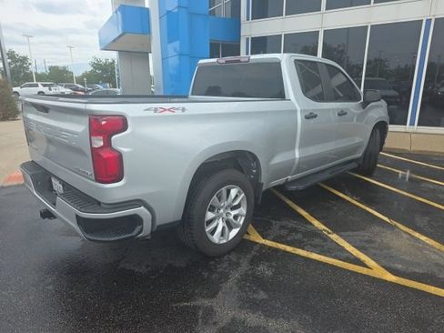 Used 2021 Chevrolet Silverado 1500 Custom AWD/4WD image 4