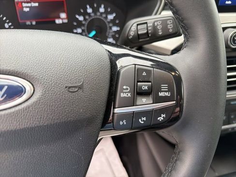 Used 2022 Ford Escape SE w/ Convenience Package AWD/4WD image 16
