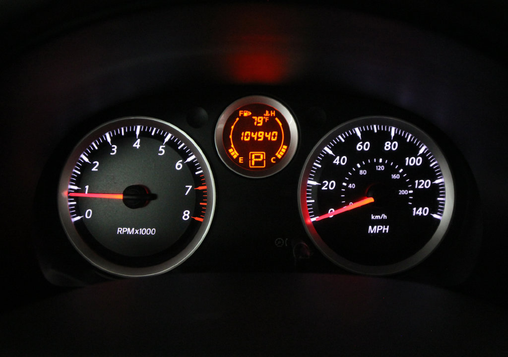 Used 2012 Nissan Sentra 2.0 SR w/ Special Edition Pkg FWD image 16