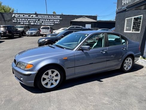 Used 2002 BMW 325i Sedan RWD image 14