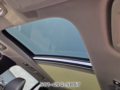 Used 2017 Volvo XC90 T6 Momentum w/ Vision Package AWD/4WD image 12