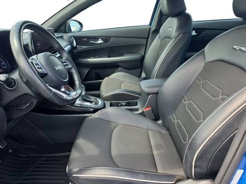 Used 2023 Kia Forte GT-Line w/ GT-Line Technology Package FWD image 11