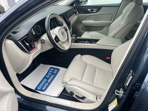 Used 2019 Volvo S60 T6 Inscription image 7