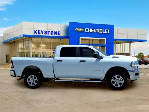 Used 2024 RAM 2500 Big Horn AWD/4WD image 8