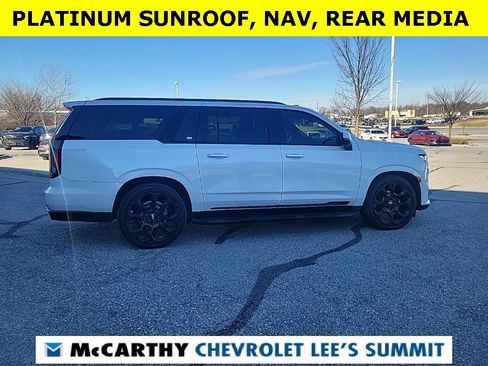 Used 2024 Cadillac Escalade ESV Sport Platinum w/ LPO, ONYX Package image 18