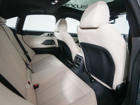 Used 2026 BMW 430i xDrive w/ M Sport Package AWD/4WD image 18