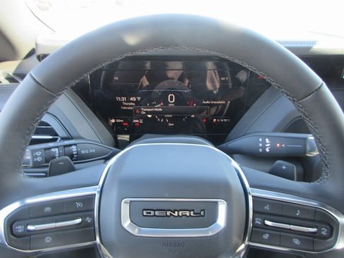 New 2026 GMC Yukon Denali w/ Sun & Power Step Package image 18