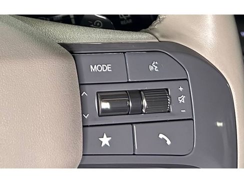 Used 2024 Kia EV9 Wind AWD/4WD image 27