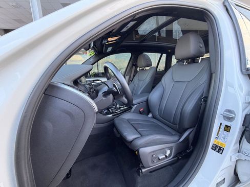 Used 2021 BMW X3 xDrive30i w/ M Sport Package image 13