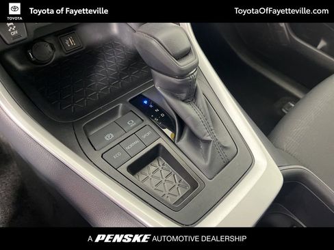 Certified 2025 Toyota RAV4 XLE FWD image 30