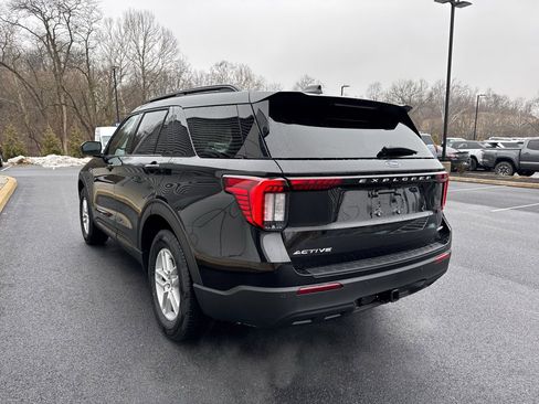 New 2026 Ford Explorer Active image 17