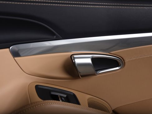 Used 2019 Porsche 911 Carrera S image 19