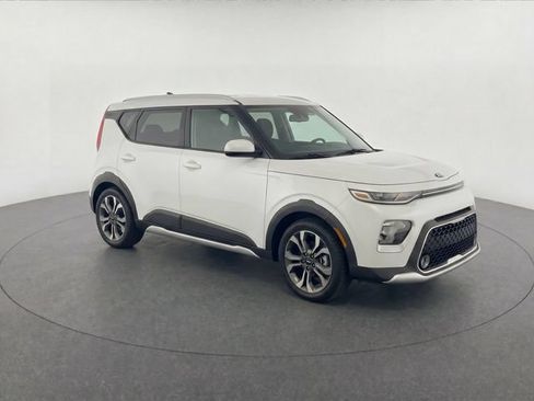 Used 2021 Kia Soul X-Line FWD image 3