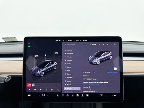 Used 2023 Tesla Model 3 Standard Range image 29