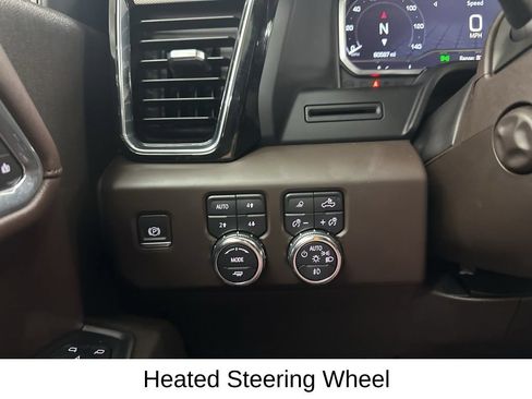 Used 2022 GMC Sierra 1500 Denali AWD/4WD image 41