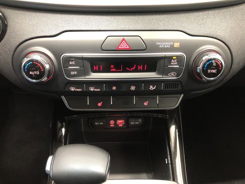 Used 2019 Kia Sorento EX image 20