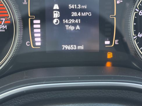 Used 2020 Jeep Cherokee Latitude Plus w/ Cold Weather Group AWD/4WD image 21