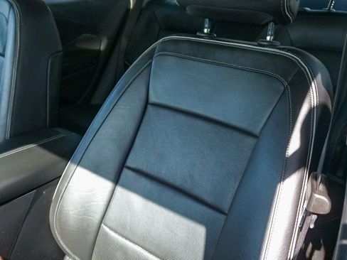 Used 2018 GMC Terrain Denali w/ Advanced Safety Package image 20