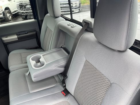 Used 2014 Ford F250 XLT w/ XLT Premium Package image 13