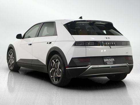 Certified 2023 Hyundai Ioniq 5 SEL image 3