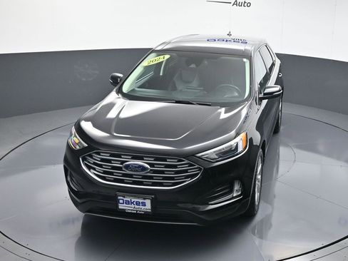 Used 2024 Ford Edge Titanium image 49