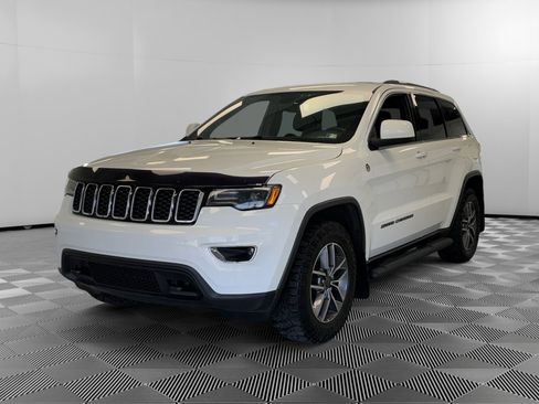 Used 2020 Jeep Grand Cherokee Laredo w/ Quick Order Package 2BN North image 4