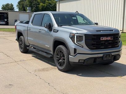 New 2026 GMC Sierra 1500 Elevation w/ Elevation Premium Package