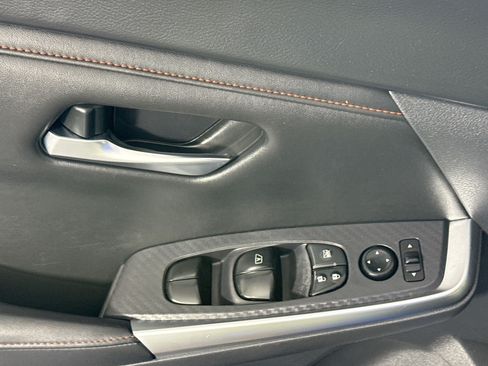 Used 2024 Nissan Sentra SR w/ SR Premium Package FWD image 24