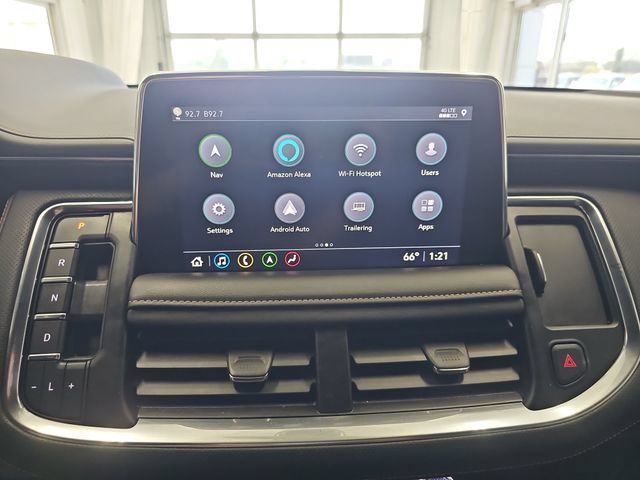 Used 2021 GMC Yukon XL AT4 w/ AT4 Premium Plus Package AWD/4WD image 18