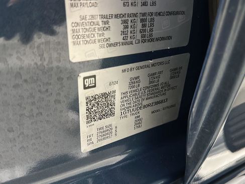 Used 2024 GMC Sierra 1500 SLT w/ SLT Premium Package image 31