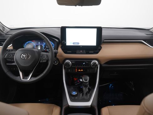 Used 2025 Toyota RAV4 Limited w/ Advanced Technology Package image 13