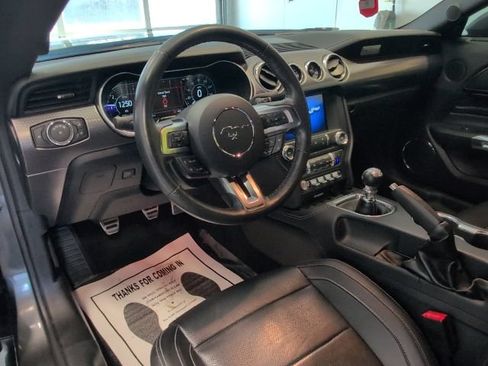 Used 2018 Ford Mustang GT Premium w/ GT Performance Package RWD image 11