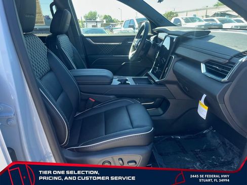 New 2026 GMC Acadia Denali w/ Super Cruise Package AWD/4WD image 20
