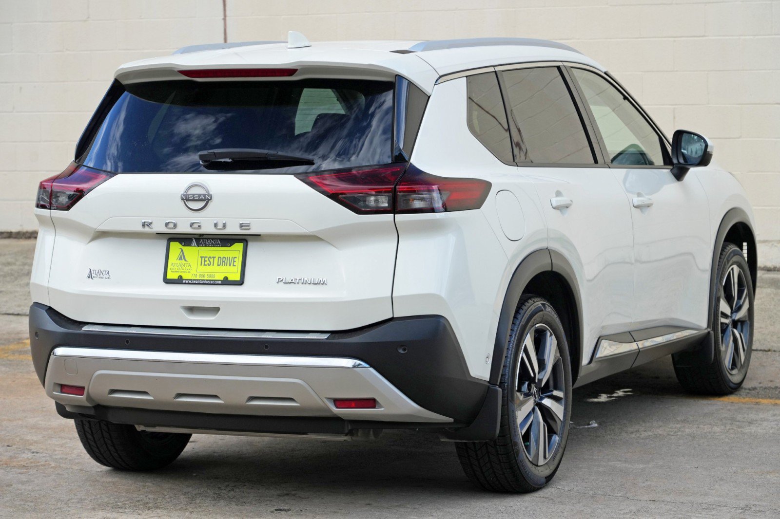 Used 2023 Nissan Rogue Platinum FWD image 49