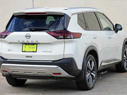 Used 2023 Nissan Rogue Platinum FWD image 49