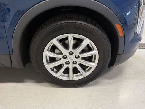 Certified 2019 Cadillac XT4 Luxury FWD image 14