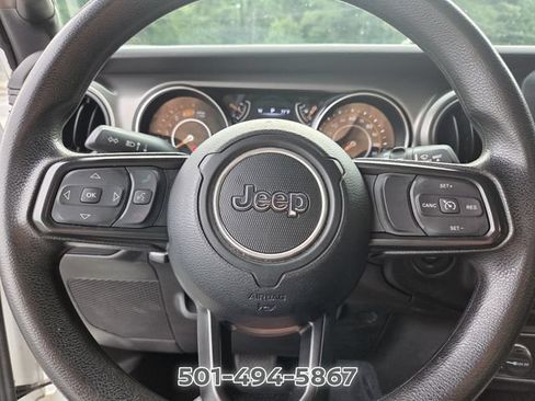 Used 2023 Jeep Wrangler Unlimited Sport AWD/4WD image 25