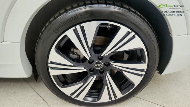 Used 2024 Audi Q8 e-tron Prestige w/ Prestige Package AWD/4WD image 80