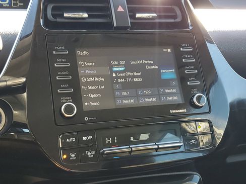 Used 2022 Toyota Prius LE image 23