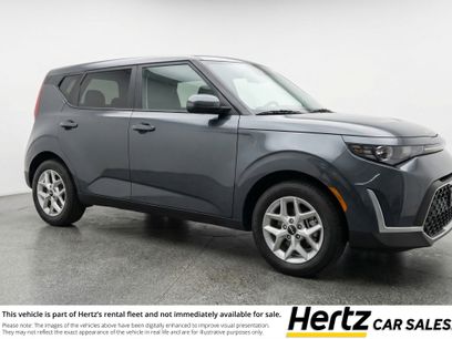 Used 2025 Kia Soul LX w/ LX Technology Package