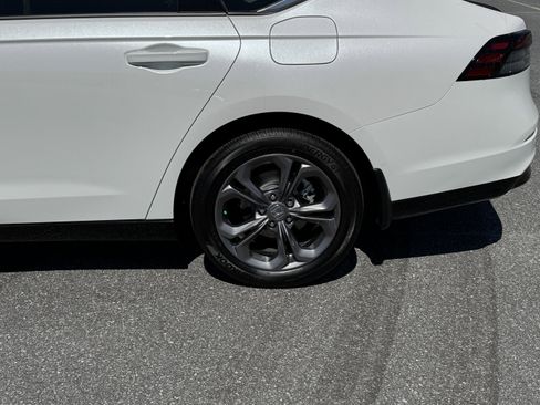New 2025 Honda Accord EX-L image 27