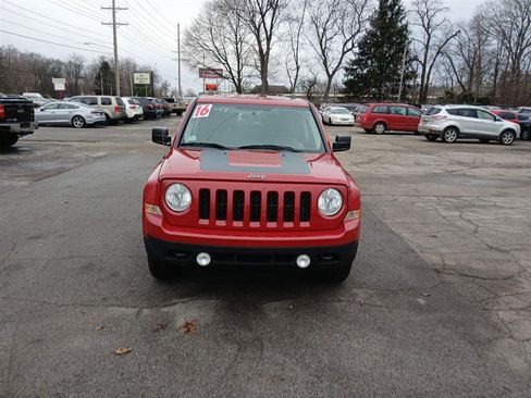 Used 2016 Jeep Patriot Sport w/ Power Value Group image 8