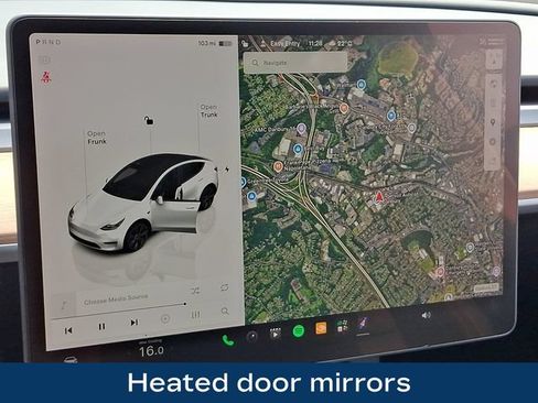 Used 2024 Tesla Model Y Long Range AWD/4WD image 7