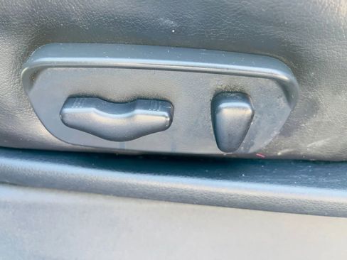 Used 2014 Nissan Armada SL image 29