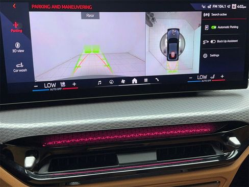 Used 2025 BMW i4 eDrive40 w/ Premium Package image 30