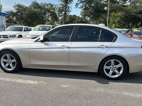 Used 2013 BMW 328i xDrive Sedan AWD/4WD image 13