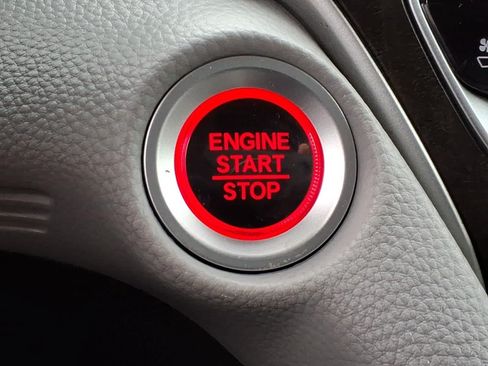 Used 2018 Honda Accord Touring image 24
