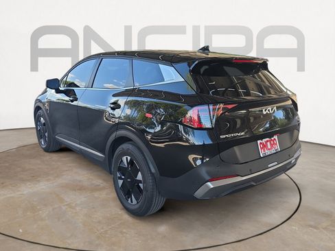 Certified 2026 Kia Sportage LX FWD image 6